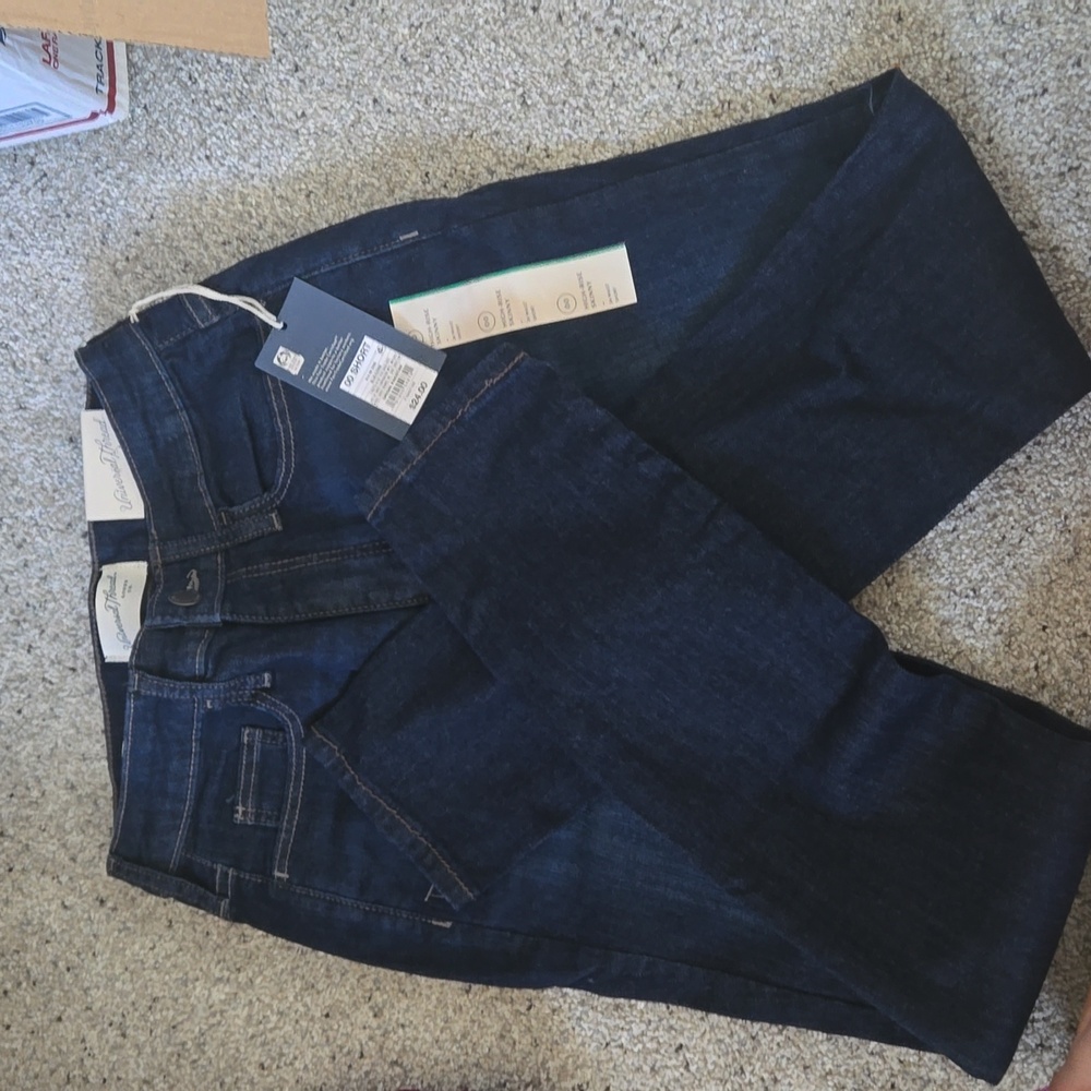 NWT Universal Threads high rise skinny jeans